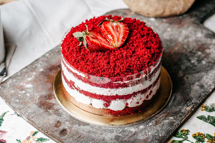 صناعة الكيك من فائض الحلويات Cake from leftovers