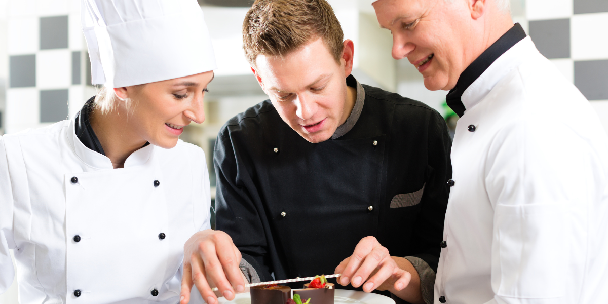 اختيار أسلوب القيادة leadership in kitchen